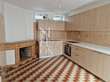 Moradia T4 para Venda em Cedrim e Paradela