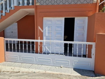 Moradia T4 para Venda em Cedrim e Paradela