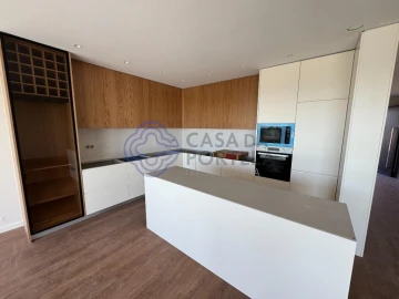 Moradia T3 para Venda em Escapães