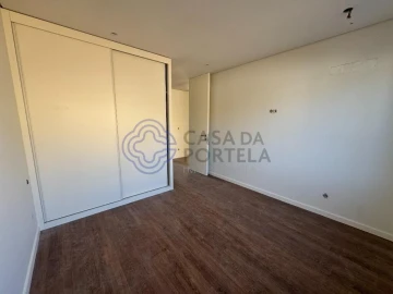 Moradia T3 para Venda em Escapães
