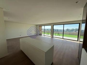 Moradia T3 para Venda em Escapães