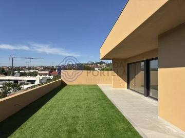 Moradia T3 para Venda em Escapães