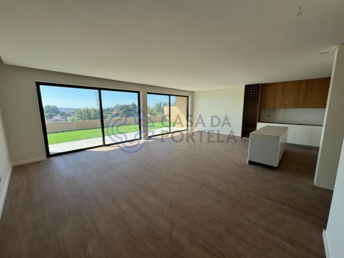Moradia T3 para Venda em Escapães Foto 30