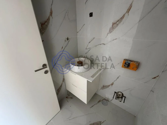 Moradia T3 para Venda em Escapães Foto 21