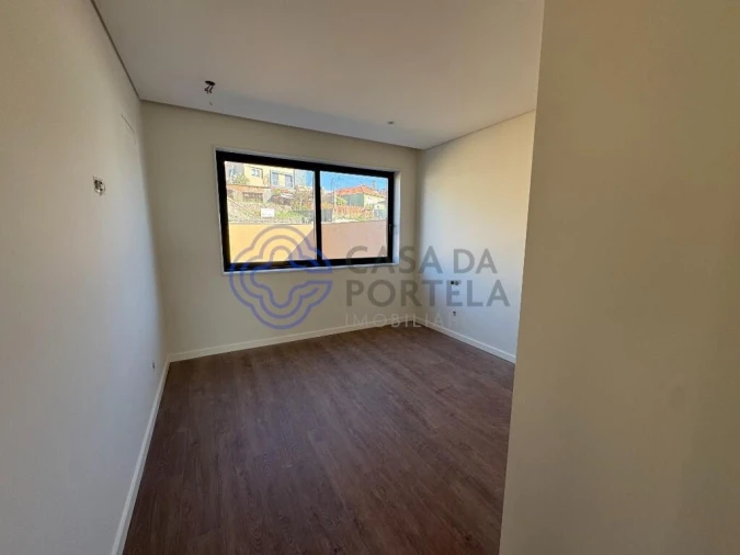 Moradia T3 para Venda em Escapães Foto 35