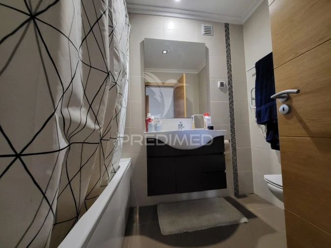 Apartamento T2 para Venda em Portimão Foto 20