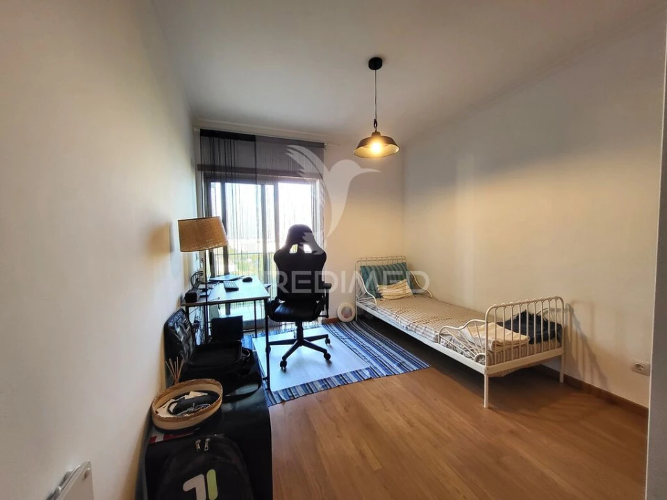 Apartamento T2 para Venda em Portimão Foto 12
