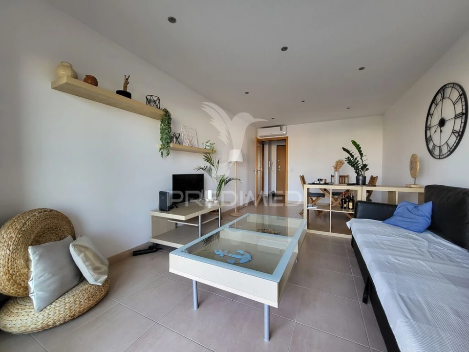 Apartamento T2 para Venda em Portimão Foto 3