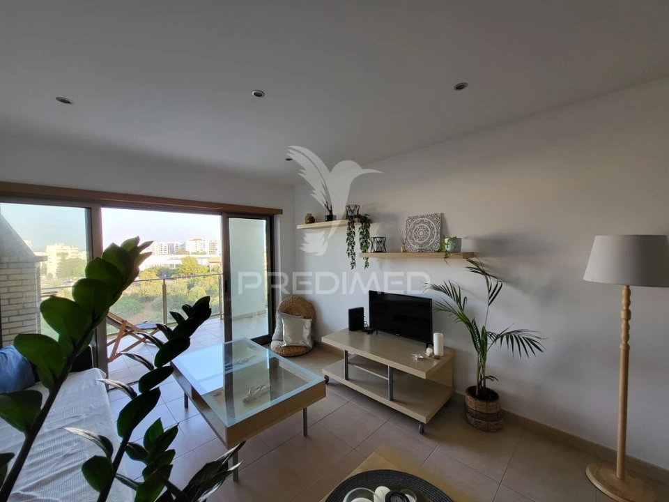 Apartamento T2 para Venda em Portimão Foto 6
