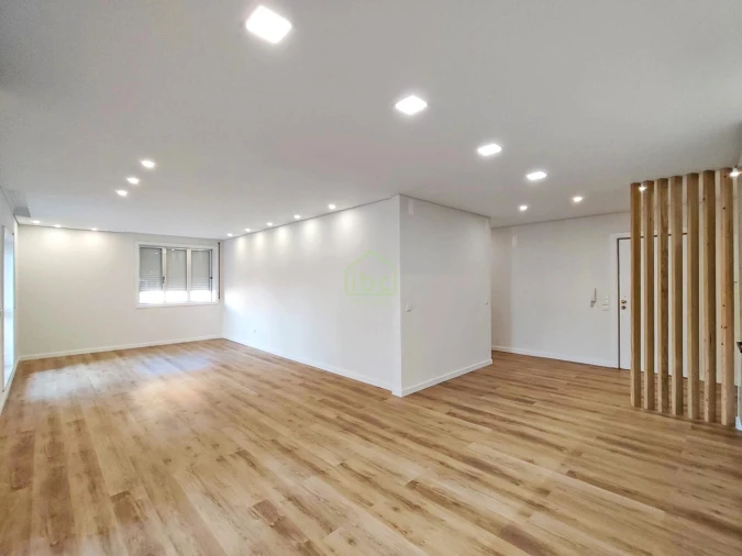 Apartamento T4 para Venda em Póvoa de Varzim, Beiriz e Argivai Foto 6