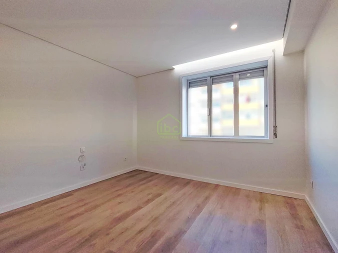Apartamento T4 para Venda em Póvoa de Varzim, Beiriz e Argivai Foto 15