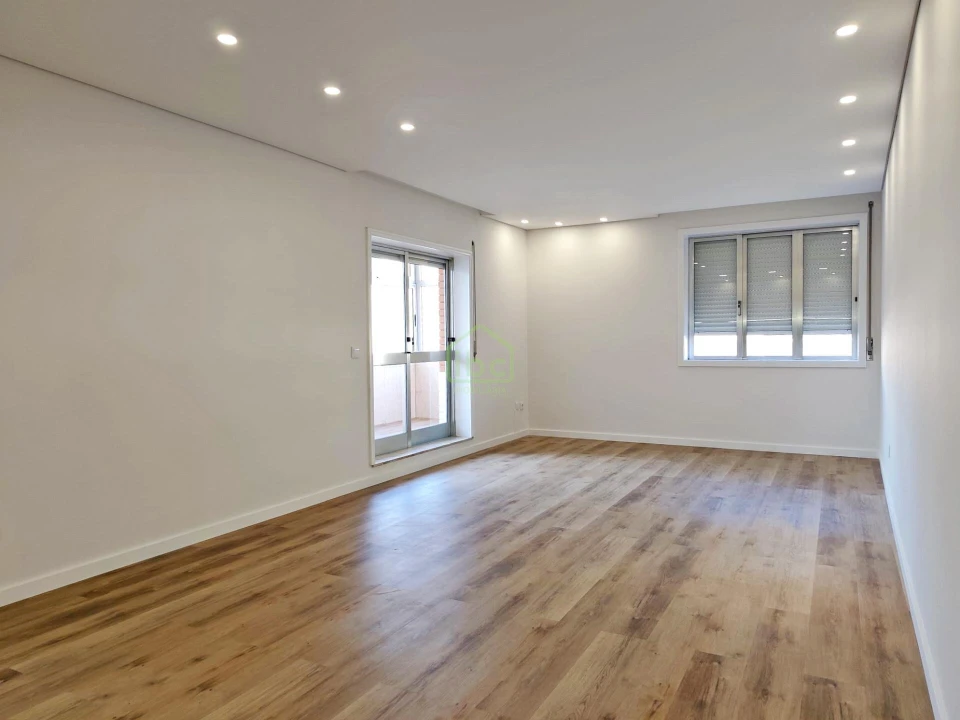 Apartamento T4 para Venda em Póvoa de Varzim, Beiriz e Argivai Foto 5