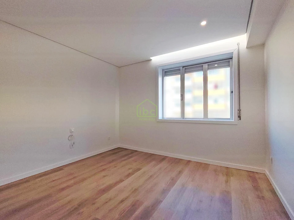 Apartamento T4 para Venda em Póvoa de Varzim, Beiriz e Argivai Foto 15