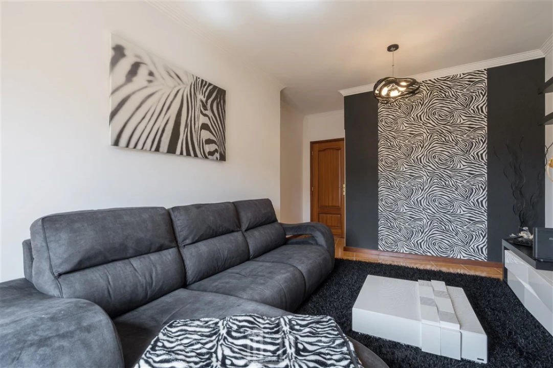 Apartamento T2 para Venda em São Miguel do Souto e Mosteirô Foto 3