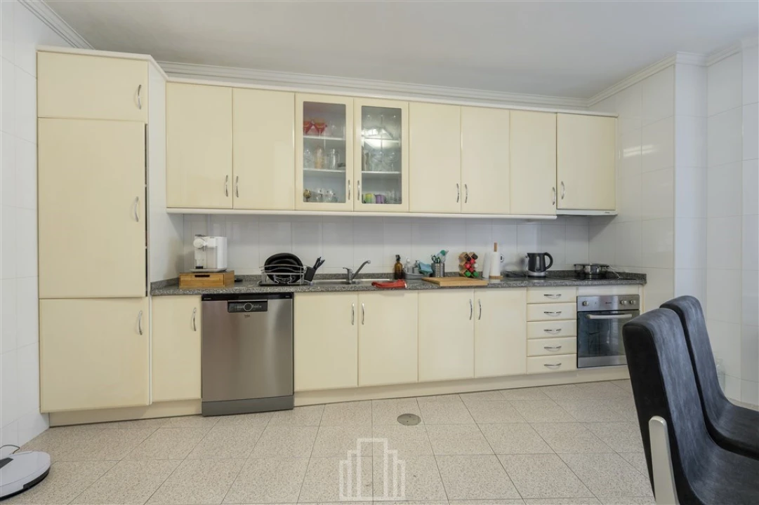 Apartamento T2 para Venda em São Miguel do Souto e Mosteirô Foto 8