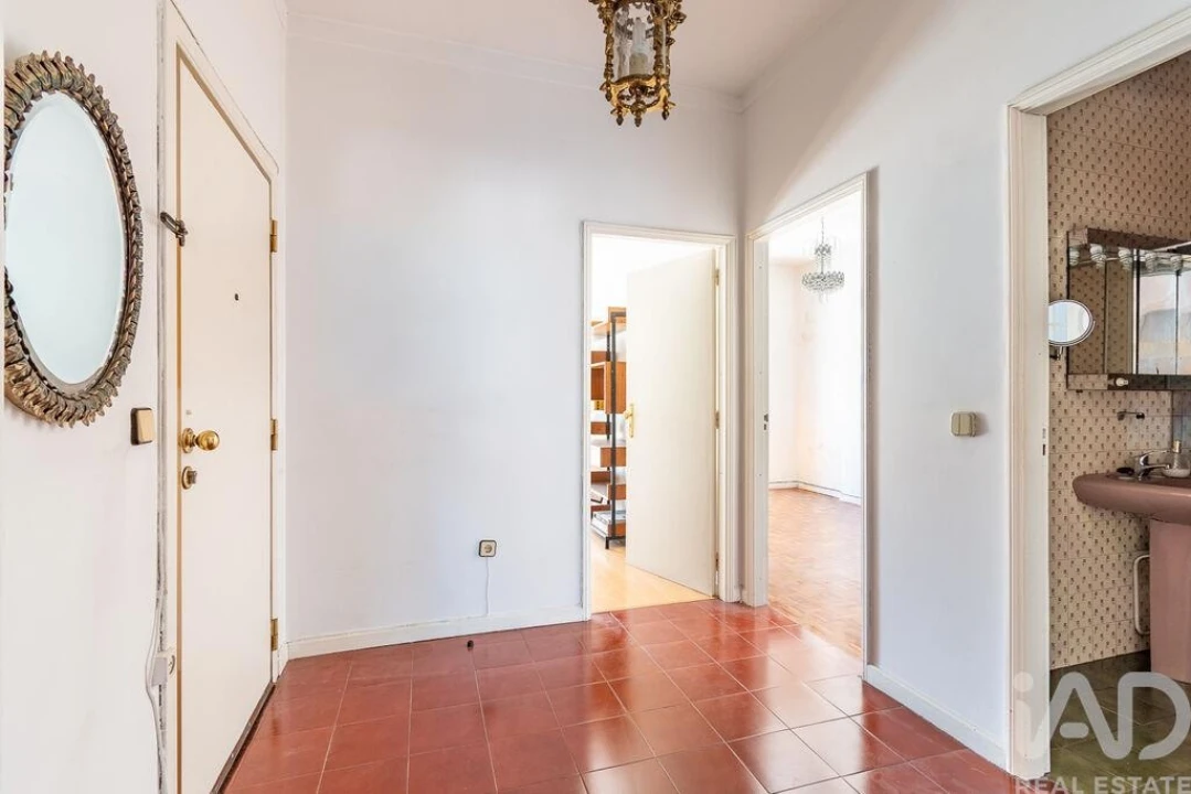 Apartamento T2 para Venda em Cedofeita, Santo Ildefonso, Sé, Miragaia, São Nicolau e Vitória Foto 2
