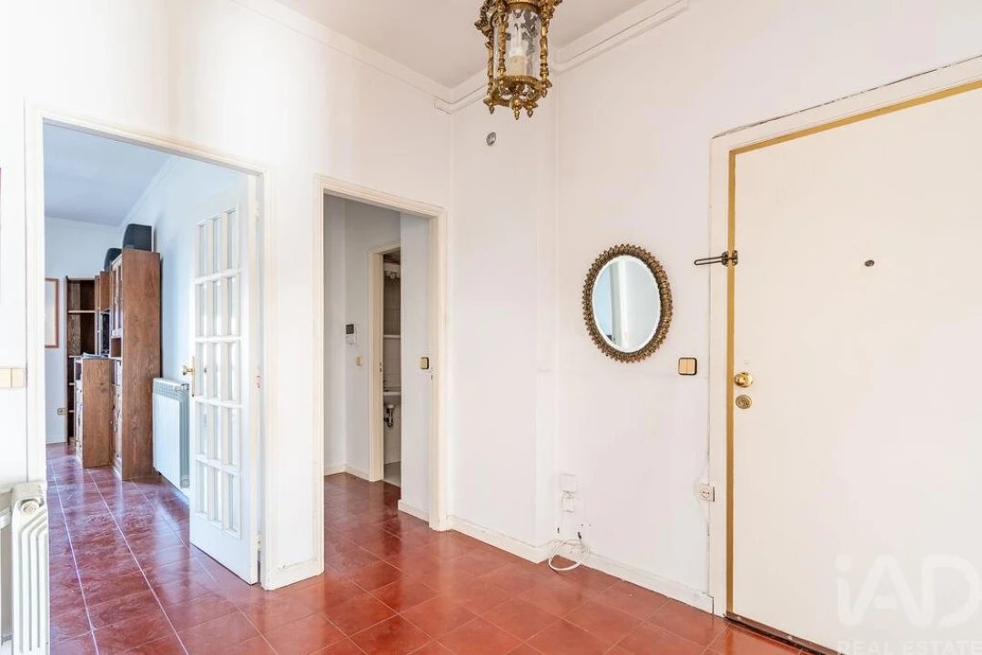 Apartamento T2 para Venda em Cedofeita, Santo Ildefonso, Sé, Miragaia, São Nicolau e Vitória Foto 1