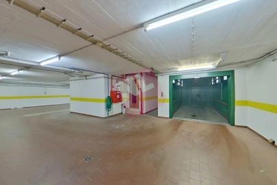 Apartamento T2 para Arrendamento em São Domingos de Benfica