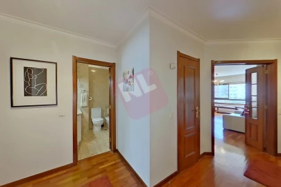 Apartamento T2 para Arrendamento em São Domingos de Benfica
