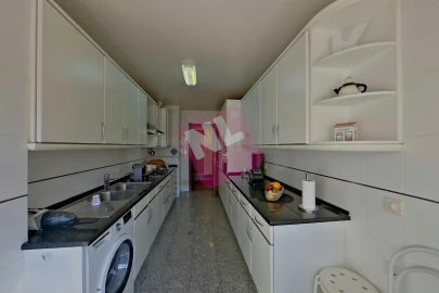 Apartamento T2 para Arrendamento em São Domingos de Benfica