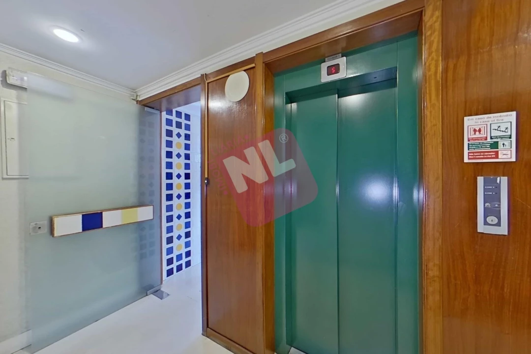 Apartamento T2 para Arrendamento em São Domingos de Benfica Foto 2