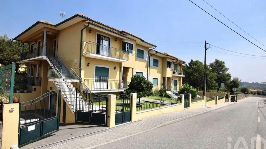 Apartamento T3 para Venda em Mangualde, Mesquitela e Cunha Alta