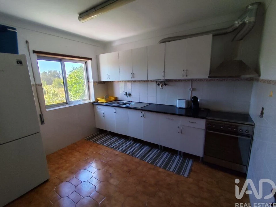 Moradia T3 para Venda em Covas e Vila Nova de Oliveirinha Foto 5