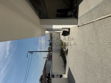 Moradia T3 para Venda em Escapães
