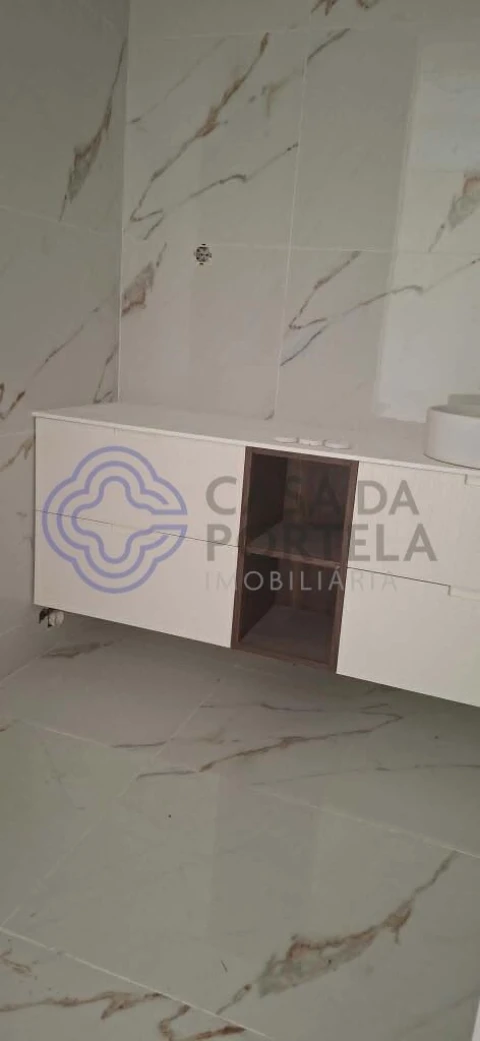 Moradia T3 para Venda em Escapães