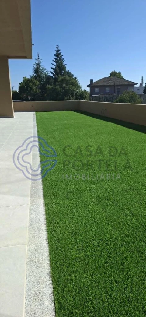 Moradia T3 para Venda em Escapães