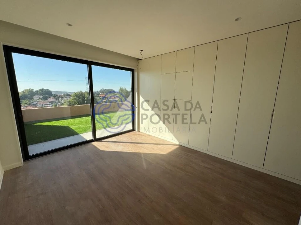 Moradia T3 para Venda em Escapães Foto 42