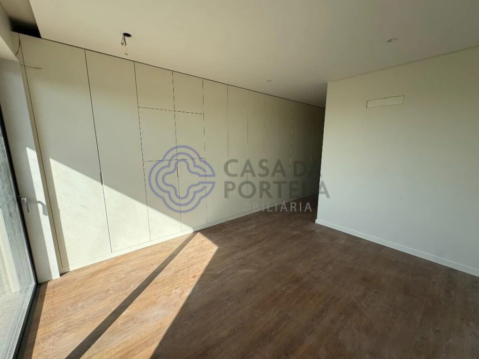 Moradia T3 para Venda em Escapães Foto 43