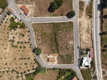 Terreno para Venda em Currelos, Papízios e Sobral