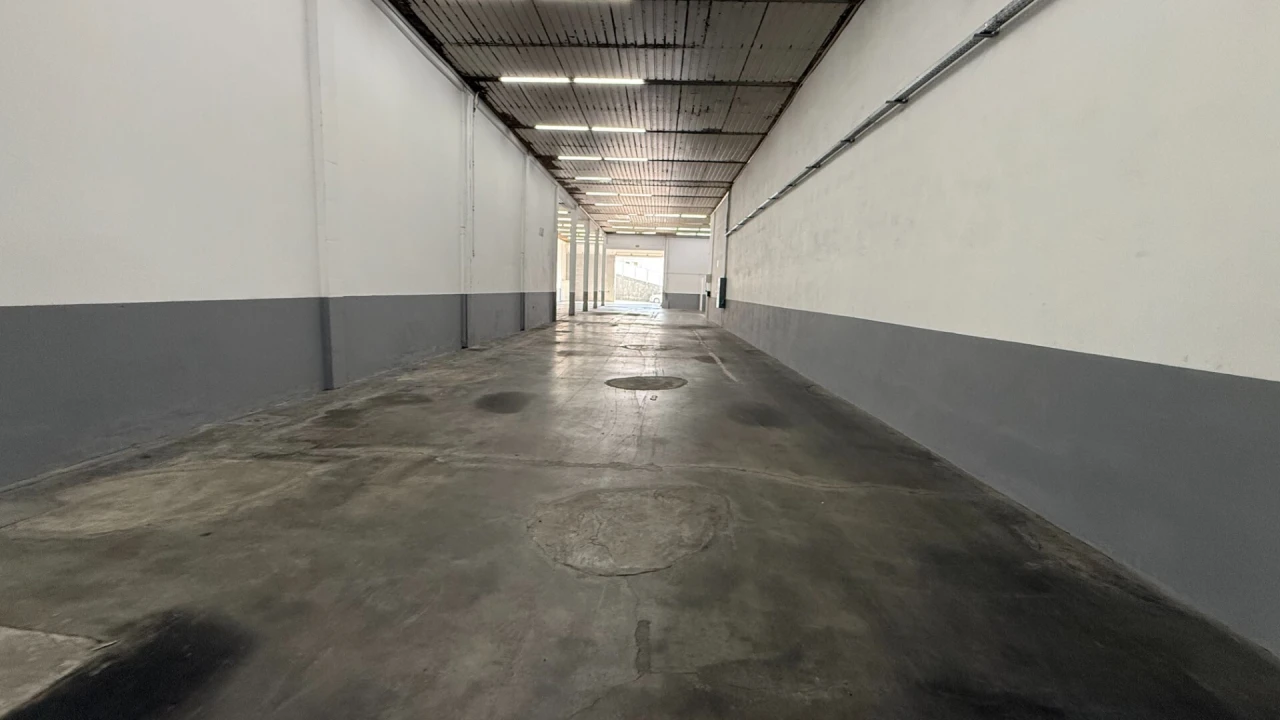 Armazém para Arrendamento em Nespereira Foto 6