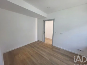 Apartamento T2 para Venda em Almada, Cova da Piedade, Pragal e Cacilhas