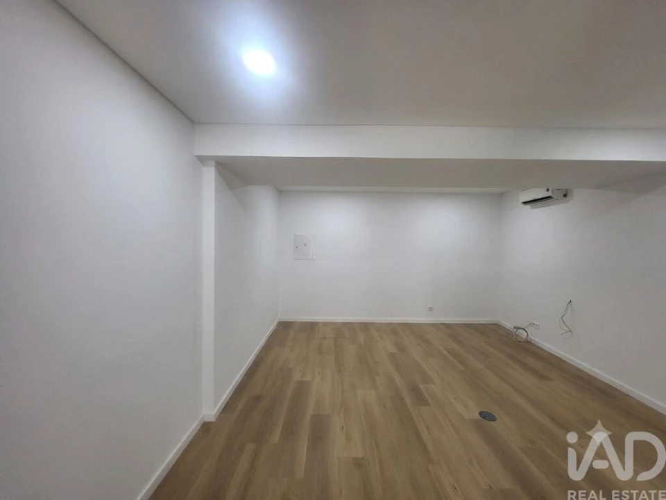 Apartamento T2 para Venda em Almada, Cova da Piedade, Pragal e Cacilhas Foto 15
