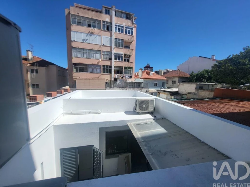Apartamento T2 para Venda em Almada, Cova da Piedade, Pragal e Cacilhas Foto 10