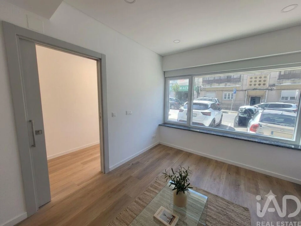Apartamento T2 para Venda em Almada, Cova da Piedade, Pragal e Cacilhas Foto 2