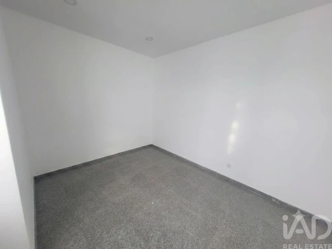 Apartamento T2 para Venda em Almada, Cova da Piedade, Pragal e Cacilhas Foto 24