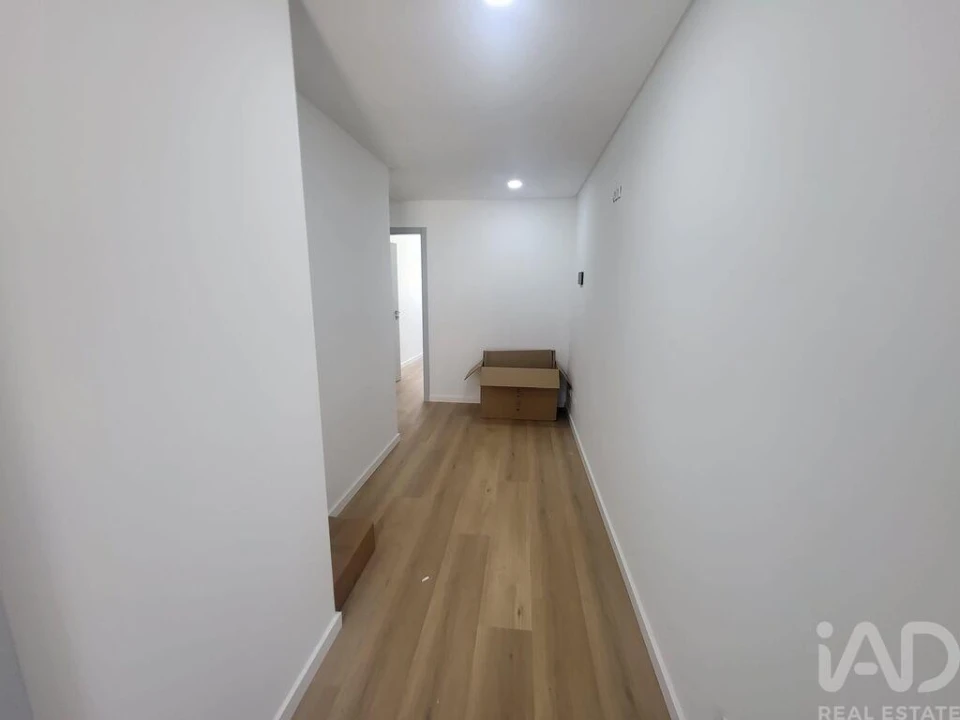 Apartamento T2 para Venda em Almada, Cova da Piedade, Pragal e Cacilhas Foto 11