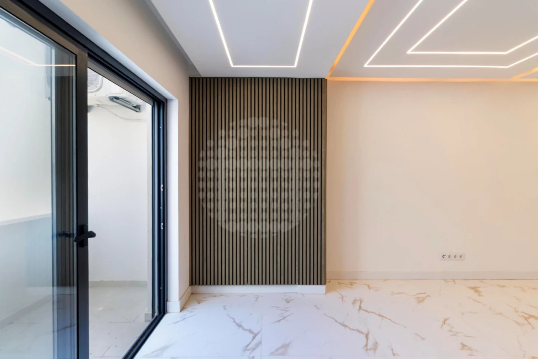 Apartamento T2 para Venda em Quarteira Foto 6