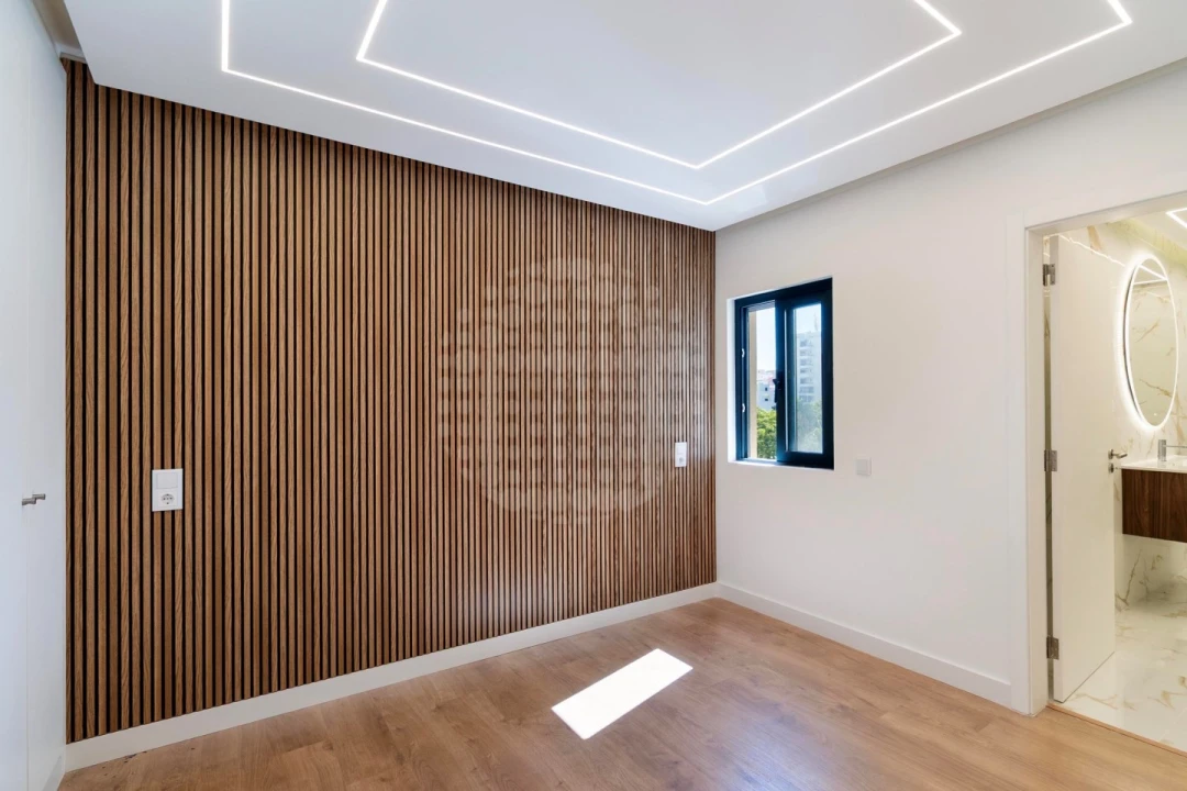 Apartamento T2 para Venda em Quarteira Foto 14