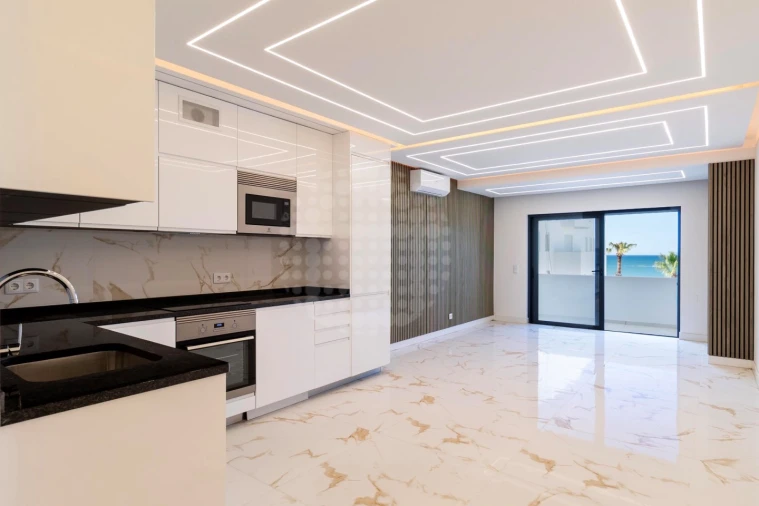 Apartamento T2 para Venda em Quarteira Foto 3