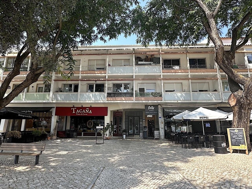 Apartamento T2 para Arrendamento em Carcavelos e Parede Foto 19