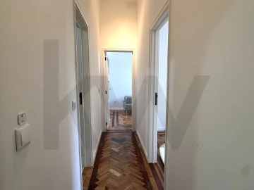 Apartamento T2 para Arrendamento em Carcavelos e Parede
