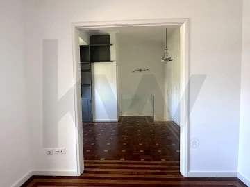 Apartamento T2 para Arrendamento em Carcavelos e Parede