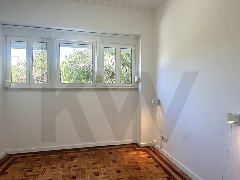 Apartamento T2 para Arrendamento em Carcavelos e Parede Foto 13
