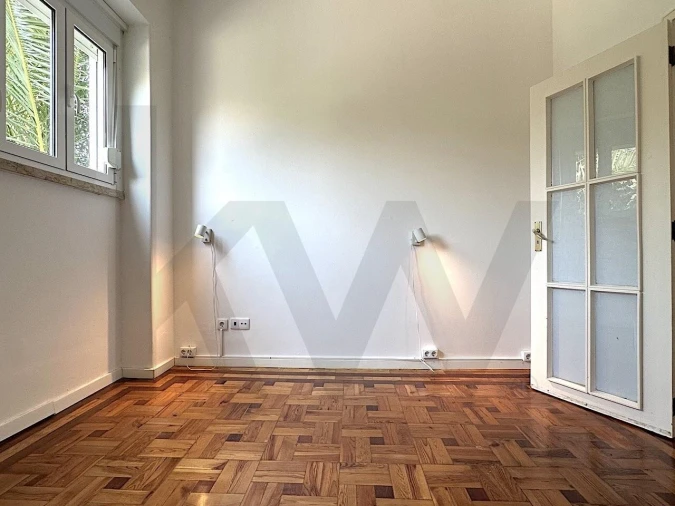 Apartamento T2 para Arrendamento em Carcavelos e Parede Foto 14