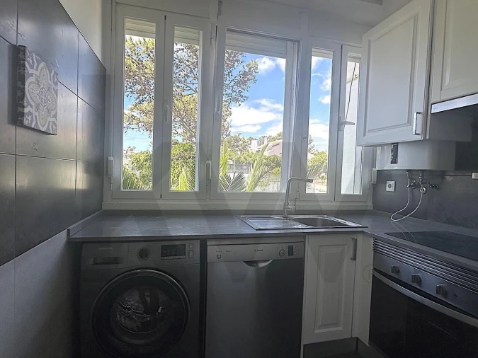 Apartamento T2 para Arrendamento em Carcavelos e Parede Foto 6
