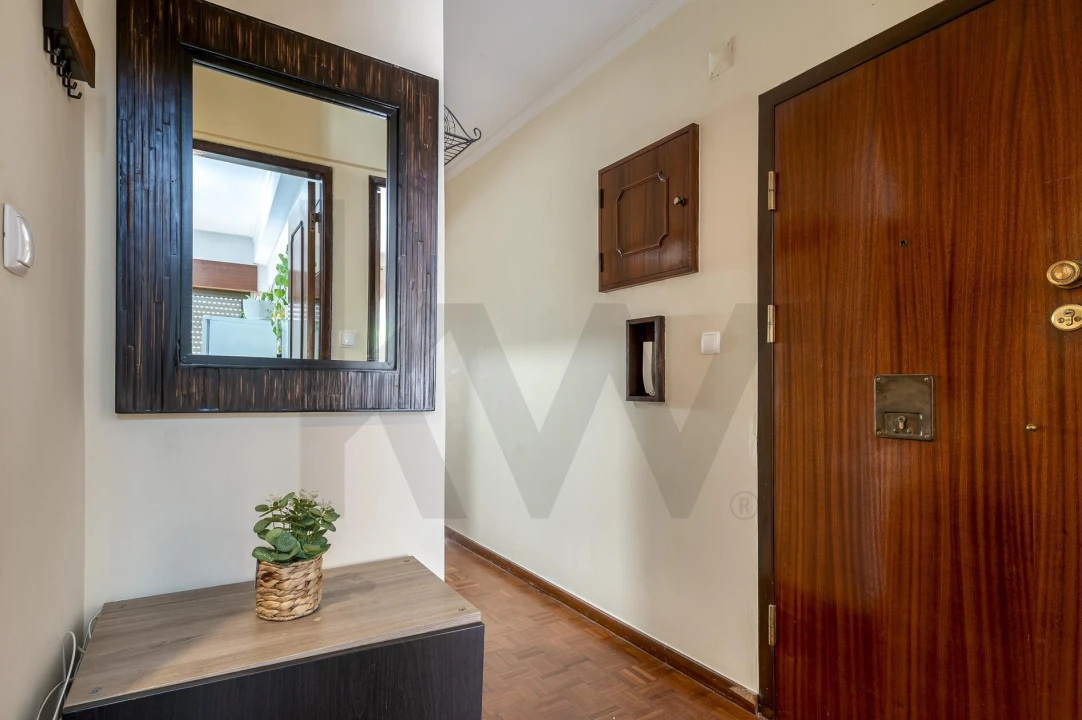 Apartamento T2 para Arrendamento em Benfica Foto 21